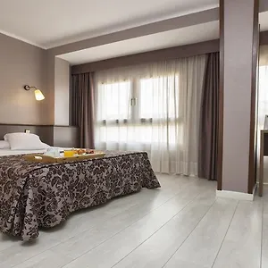 urbis-centre.top-hotels-tarragona.com/