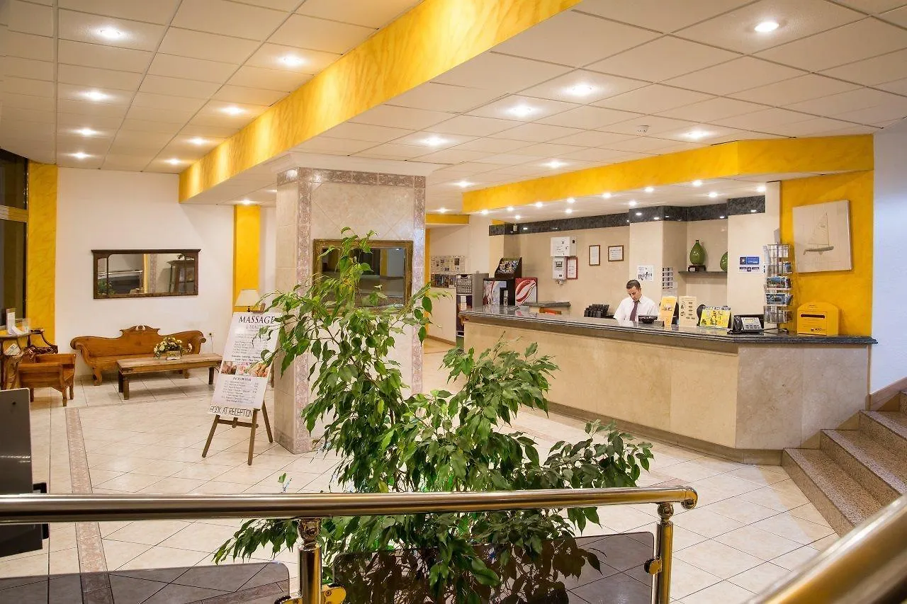 Apartamentos Oro Blanco Плая-де-лас-Америкас